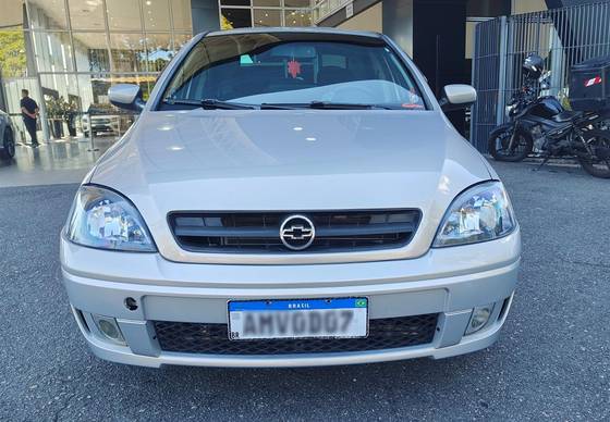 CHEVROLET CORSA 1.0 MPFI SEDAN 8V GASOLINA 4P MANUAL